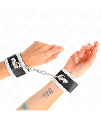 KINK - MUÑEQUERAS NEGRO CON ENCAJE DECORATIVO BLANCO AJUSTABLE 20-23 CM X 5.5 CM