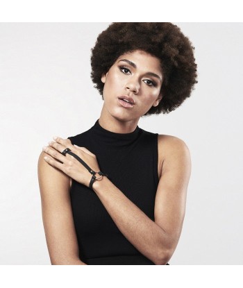 BIJOUX - INDISCRETS MAZE BRAZALETE - ARNÉS PARA MANOS NEGRO